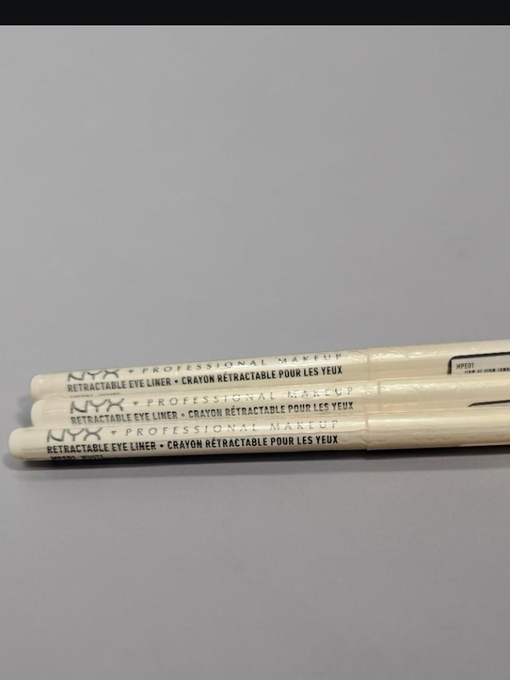 NYX Retractable Eye Liner - White 3 Pack - Picture 4 of 6